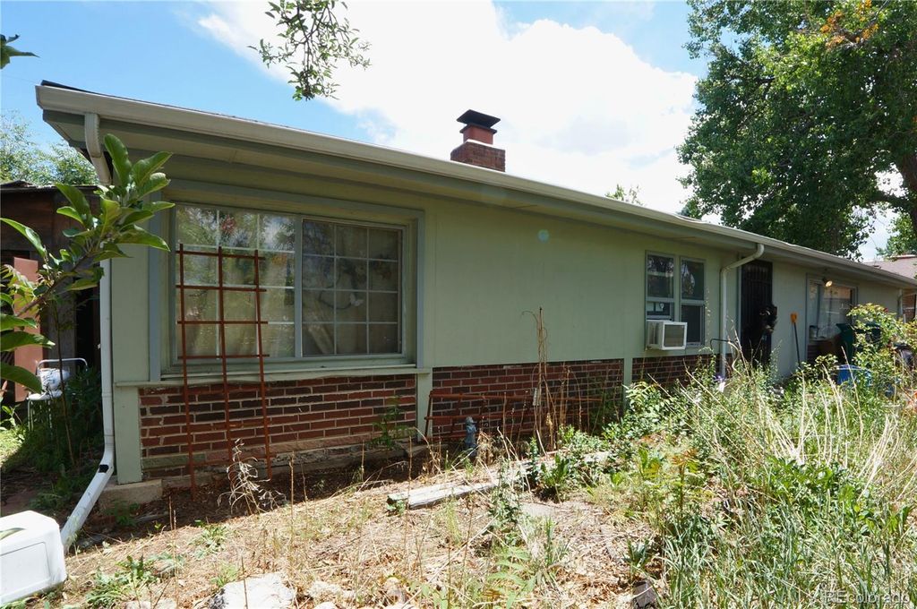 1180 W Stanford Drive, Englewood, CO 80110