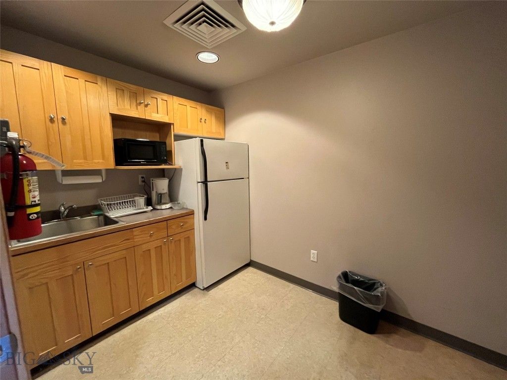 3825 Valley Commons Drive 3, Bozeman, MT 59718 photo 8