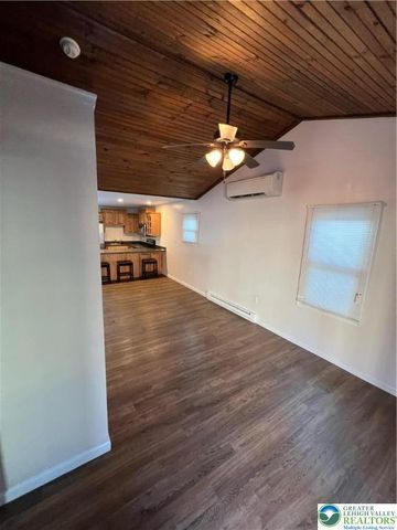 588 Mauch Chunk Road, Palmerton Boro, PA 18071