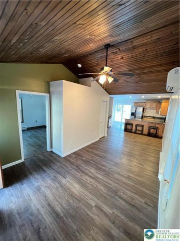 588 Mauch Chunk Road, Palmerton Boro, PA 18071