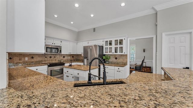 2409 JENNA LN, Lakeland, FL 33813