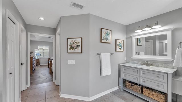 2409 JENNA LN, Lakeland, FL 33813