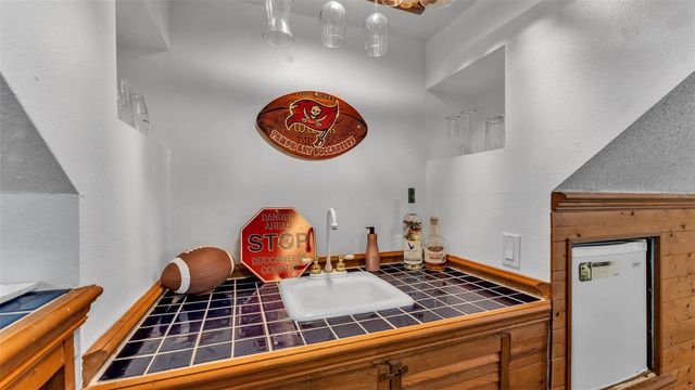 2409 JENNA LN, Lakeland, FL 33813