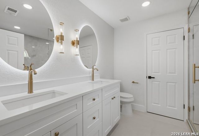 10242 Sandyglen, San Antonio, TX 78240