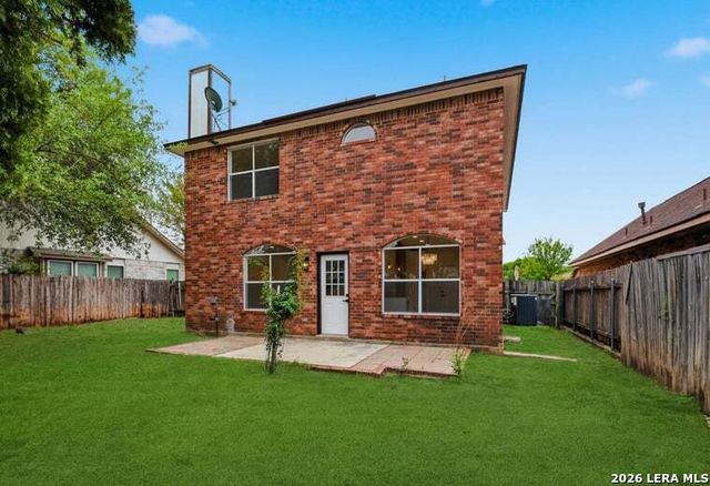 10242 Sandyglen, San Antonio, TX 78240