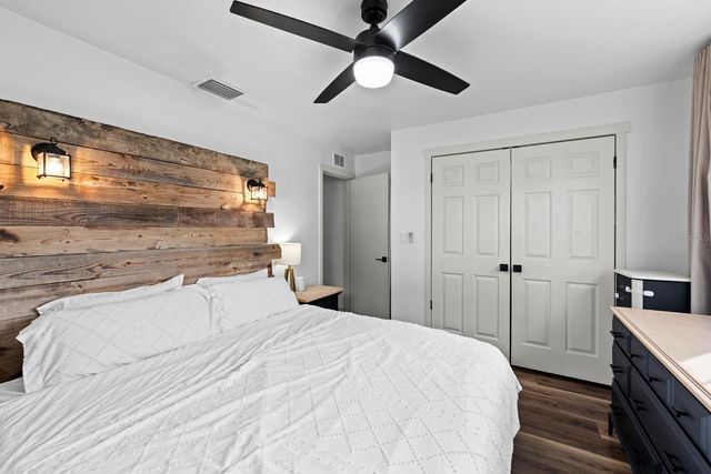 8701 56TH STREET N, Pinellas Park, FL 33782