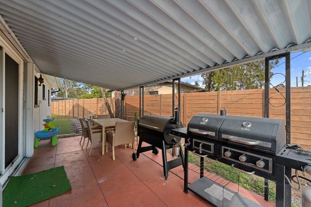 8701 56TH STREET N, Pinellas Park, FL 33782