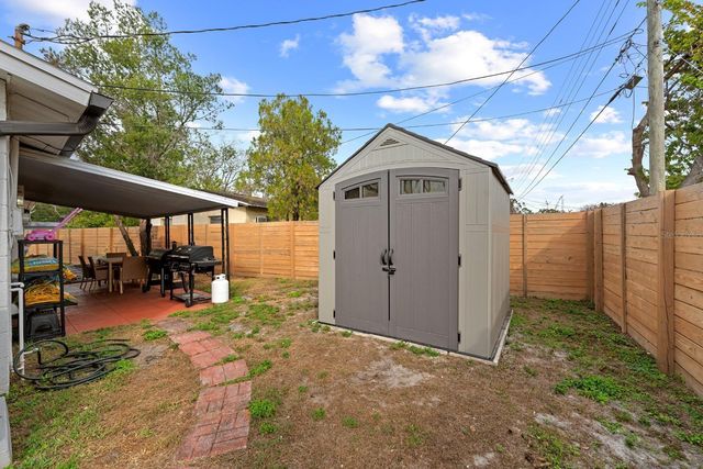 8701 56TH STREET N, Pinellas Park, FL 33782