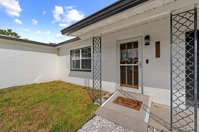 8701 56TH STREET N, Pinellas Park, FL 33782