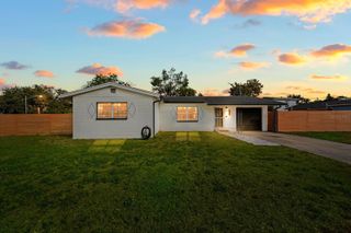 8701 56TH STREET N, Pinellas Park, FL 33782