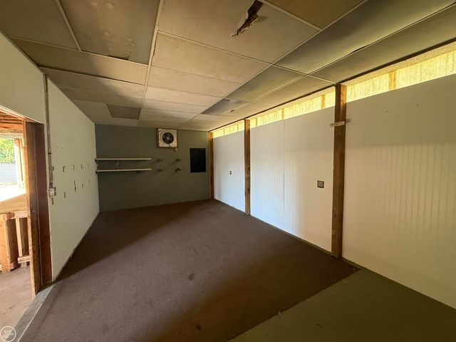 48995B Gratiot Avenue, Chesterfield Twp, MI 48051