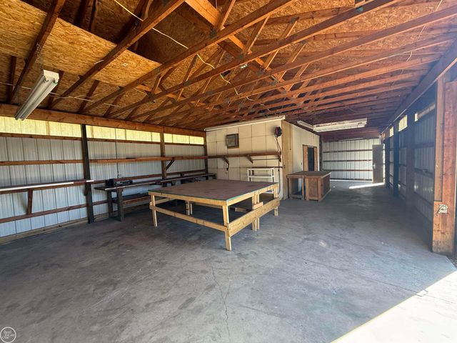 48995B Gratiot Avenue, Chesterfield Twp, MI 48051