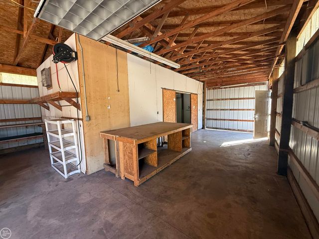 48995B Gratiot Avenue, Chesterfield Twp, MI 48051