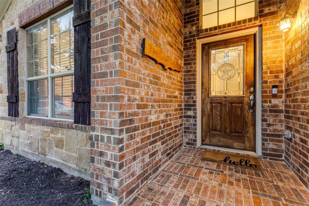 10909 Hawks Landing Road, Fort Worth, TX 76052 — photo 3