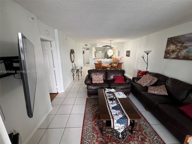 9551 Weldon Cir E107, Tamarac, FL 33321