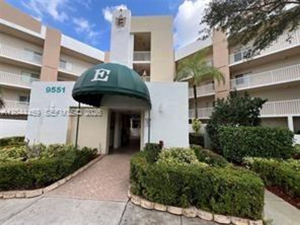9551 Weldon Cir E107, Tamarac, FL 33321