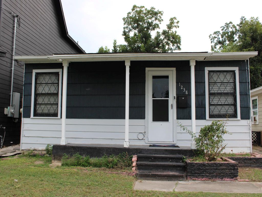 1238 Common Park Drive, Houston, TX 77009