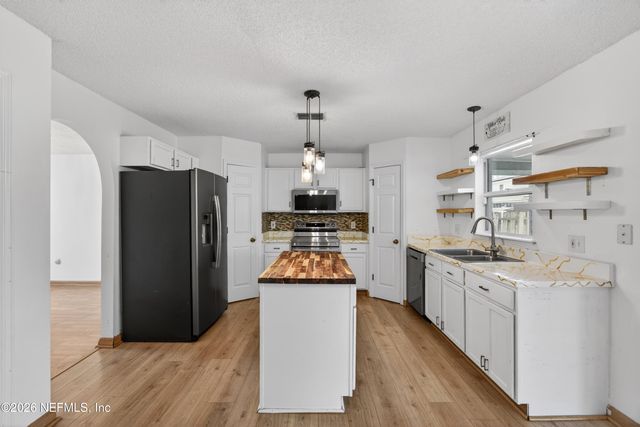 7379 EDENFIELD PARK Road, Jacksonville, FL 32244