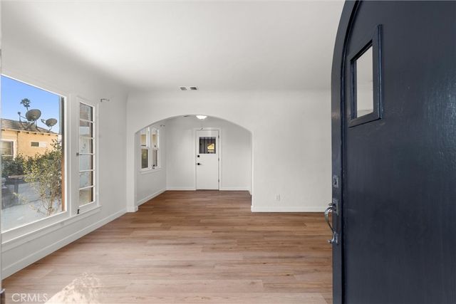 2083 Parnell Way, Altadena, CA 91001