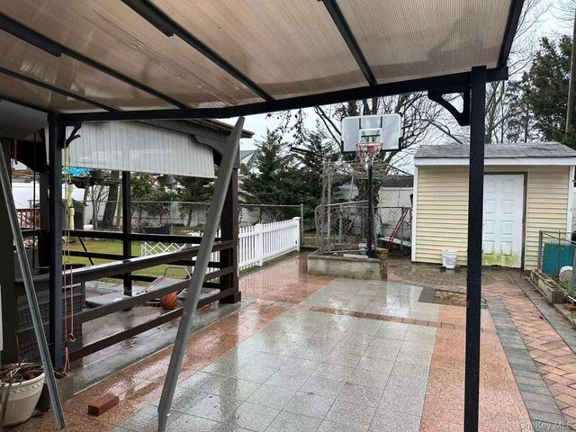 173 Davenport Street, Lindenhurst, NY 11757