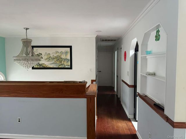 173 Davenport Street, Lindenhurst, NY 11757