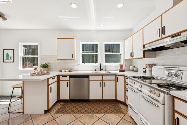 801 Keeler Ave, Berkeley, CA 94708