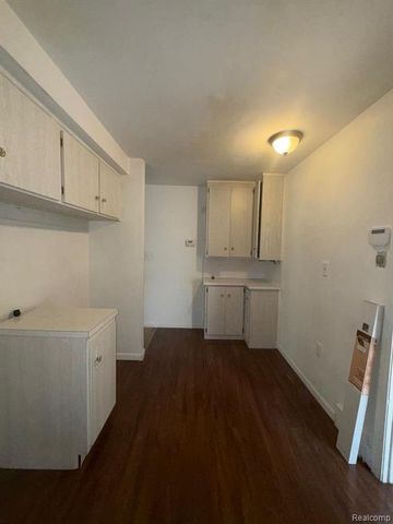 20031 Ardmore Street, Detroit, MI 48235