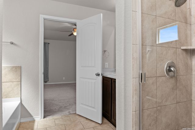 252 Elisabeth Run, San Antonio, TX 78253