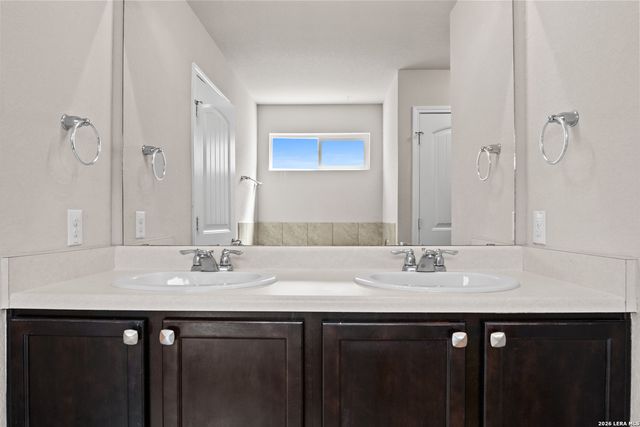 252 Elisabeth Run, San Antonio, TX 78253