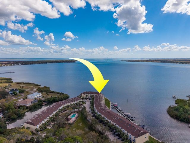 138 BRENT CIRCLE, Oldsmar, FL 34677