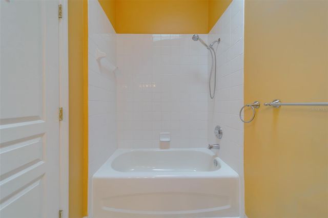 138 BRENT CIRCLE, Oldsmar, FL 34677