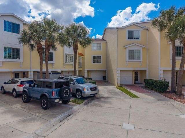 138 BRENT CIRCLE, Oldsmar, FL 34677