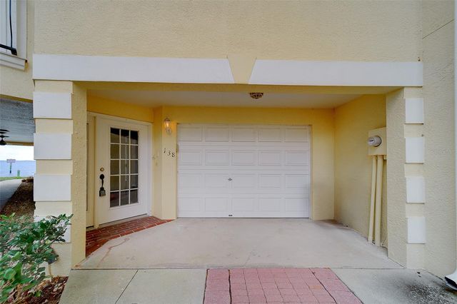 138 BRENT CIRCLE, Oldsmar, FL 34677