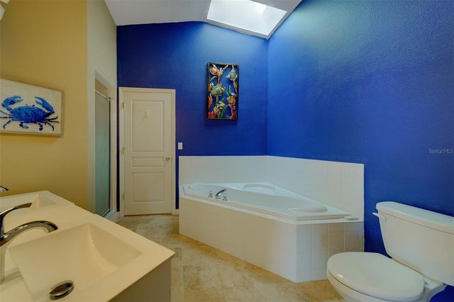 138 BRENT CIRCLE, Oldsmar, FL 34677