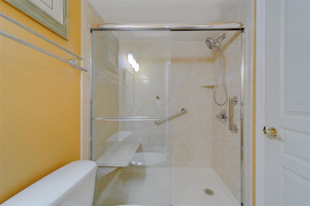 138 BRENT CIRCLE, Oldsmar, FL 34677