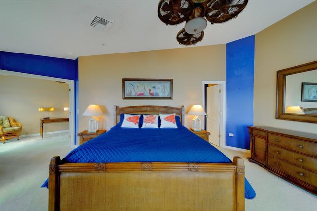 138 BRENT CIRCLE, Oldsmar, FL 34677