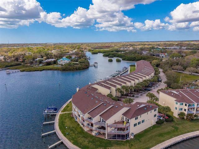 138 BRENT CIRCLE, Oldsmar, FL 34677