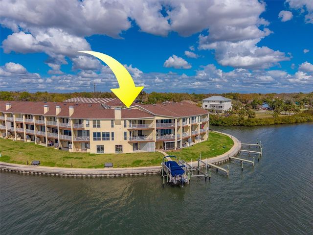 138 BRENT CIRCLE, Oldsmar, FL 34677