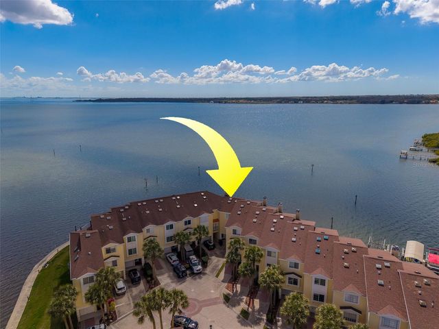 138 BRENT CIRCLE, Oldsmar, FL 34677