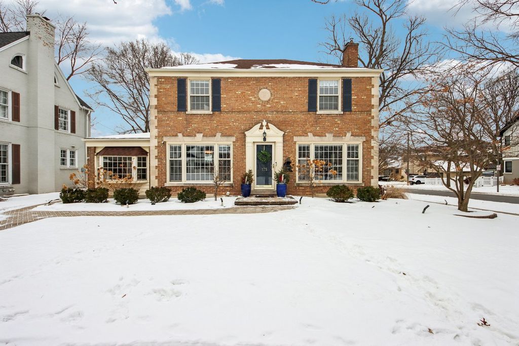 175 S Fairview Avenue, Elmhurst, IL 60126