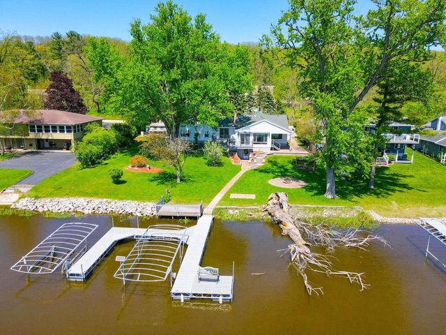 4539 N River Road, Janesville, WI 53545