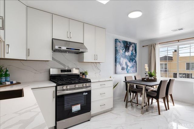 108 Schwerin Street, San Francisco, CA 94134