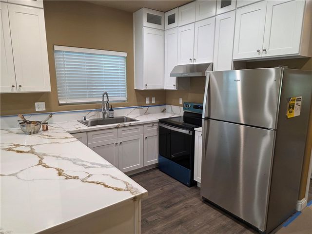 4948 Sereno Drive B, Temple City, CA 91780