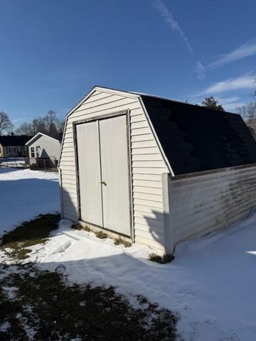 609 Niles Street, La Porte, IN 46350