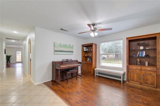 402 Hurstshire Bend, Katy, TX 77494