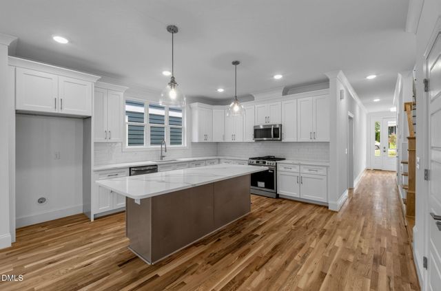 518 Heather Drive, Raleigh, NC 27606