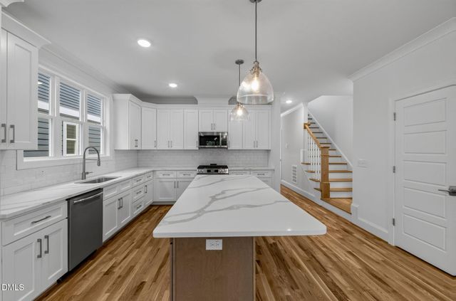 518 Heather Drive, Raleigh, NC 27606
