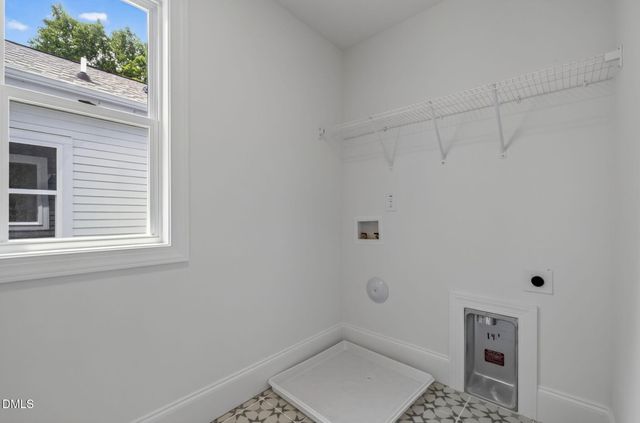 518 Heather Drive, Raleigh, NC 27606