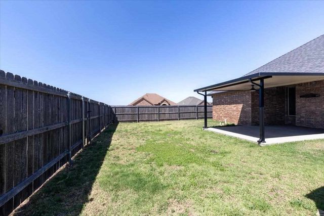 2189 SW 56th Street, Lawton, OK 73505