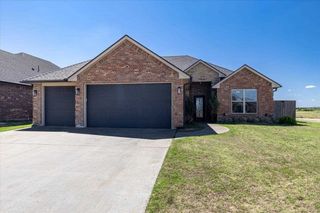 2189 SW 56th Street, Lawton, OK 73505